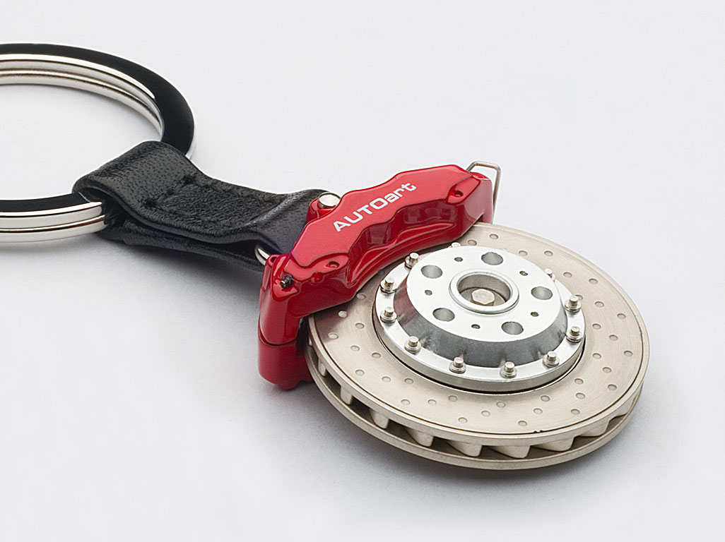 AUTOartDESIGN ブレーキディスク・キーチェーン 6-POT レッドキャリパー 完成品 61mfQv4HZ+L._UF894,1000_QL80_.jpg