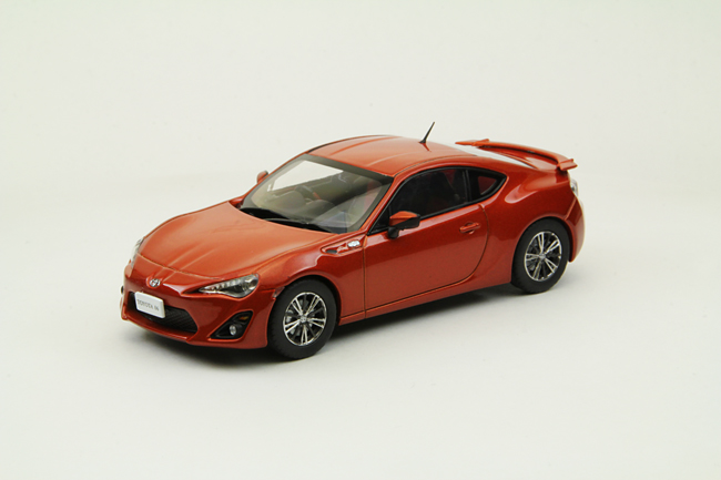 ミニカー EBBRO 1/43 トヨタ FT-86 オレンジ