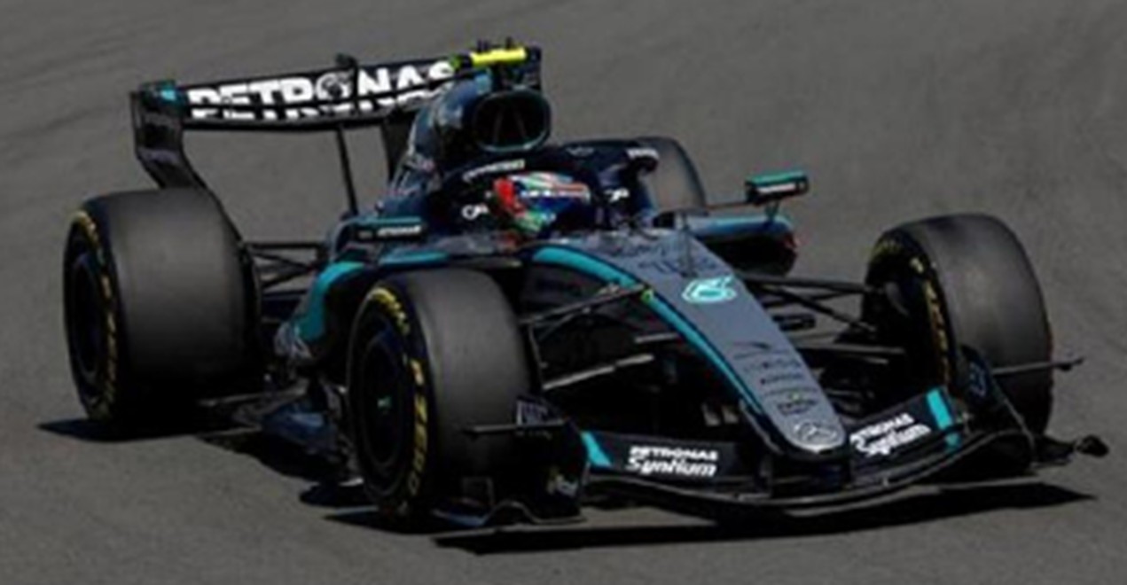 予約品　8月頃　ミニカー　SPARK（スパーク）　1/64　64S141　Mercedes-AMG PETRONAS Formula One Team W17 No.12 優勝 Chinese GP 2026 Kimi Antonelli　9580006361417
