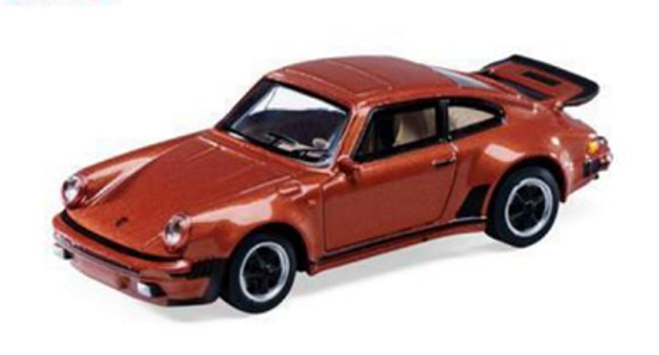 予約品　2027年5月以降　ミニカー　Schuco（シュコー） ダイキャストモデル　1/64　64U00119　1980 Porsche 911 (930) Turbo, bronze　9581677371194