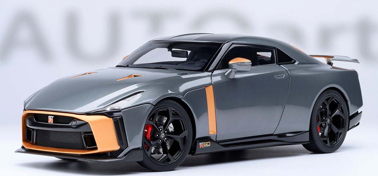1/18 R35 GTR50コンセプト　イタリアン ミニカー 1/18 R35 GTR50コンセプト イタリアン ミニカー ミニカー
