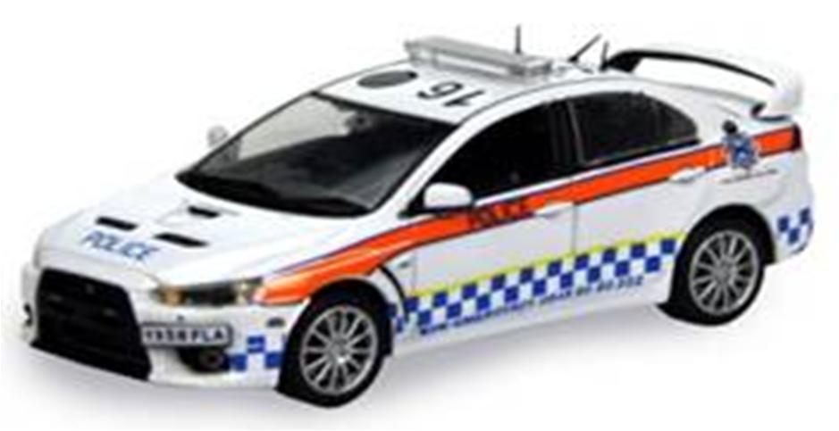 三菱　ランサーレボリューションX 1/43 ミニカー LA-X 1/43 三菱 ランサー エボリューション X コズミックブルー