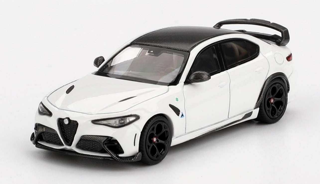 ミニカー　BBR（ビービーアール）  ダイキャストモデル　1/64　BBRDIE6426　アルファロメオ ジュリア GTAm ホワイト　8055404898816