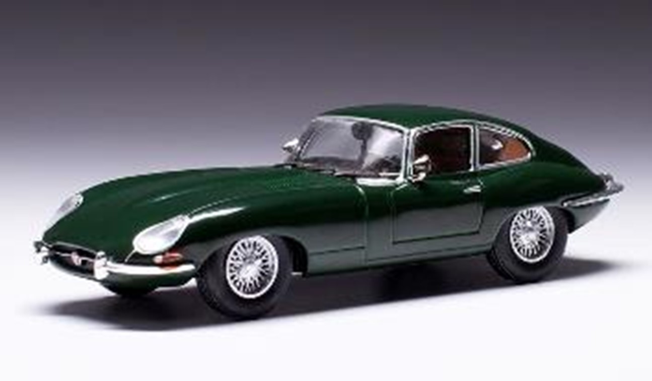 ETRO 幾何学模様ジャカードケープ グリーン ミニカー IXO(イクソ) 1/43 ジャガー E-TYPE 1963 グリーン
