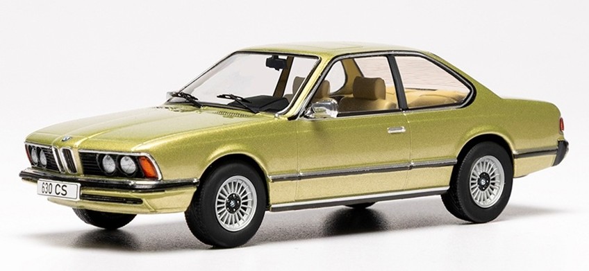 予約品　12月以降　ミニカー　IXOモデル (イクソ)　ダイキャスト　1/43　CLC696N　BMW 630 CS (E24) 1977 メタリックグリーン　4907981699208