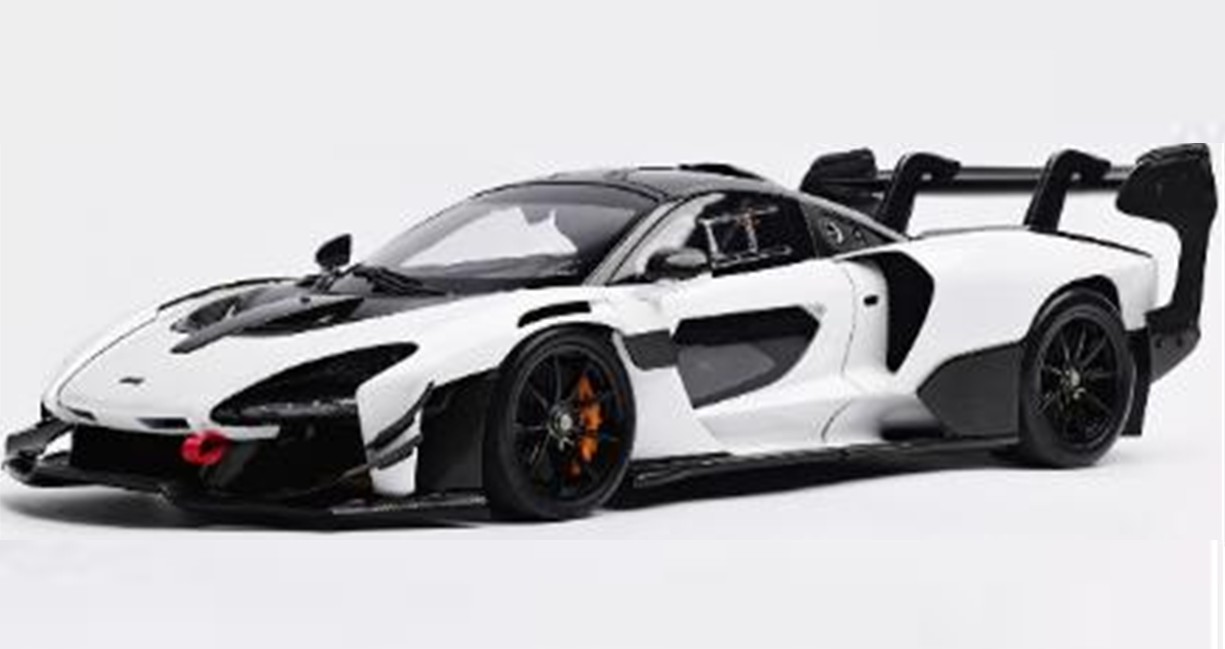 お取り寄せ予約品　7月頃　ミニカー　インターアライド　LCD MODELS　ダイキャストモデル（フル開閉）　1/18　LCD18016WH　マクラーレン Senna GTR ホワイト　6971631023871