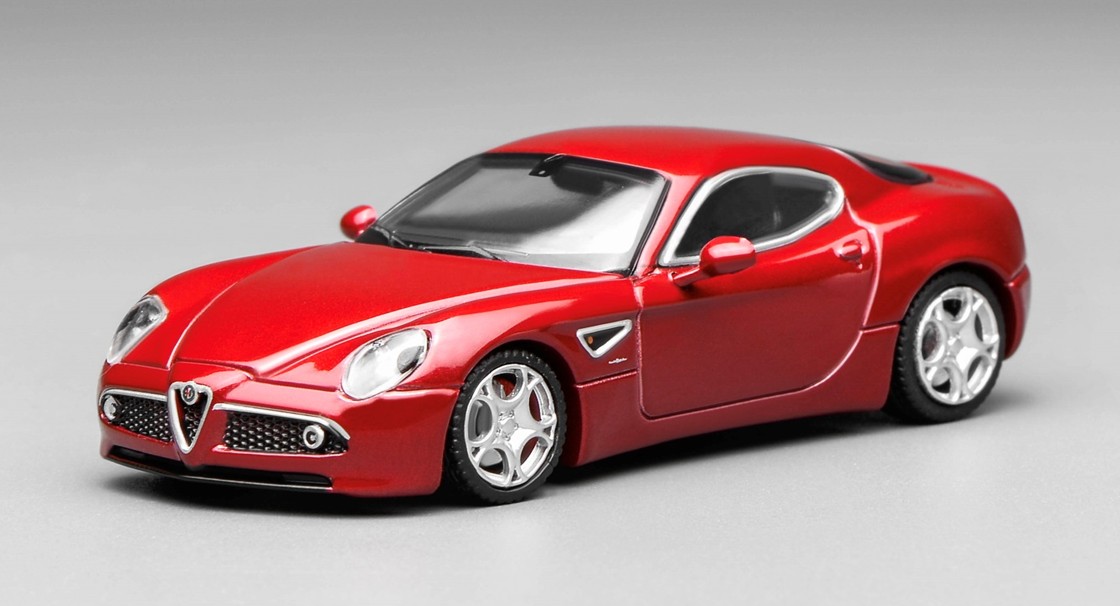 ミニカー MOTORHELIX 1/64 アルファロメオ Alfa Romeo 8C Competizione