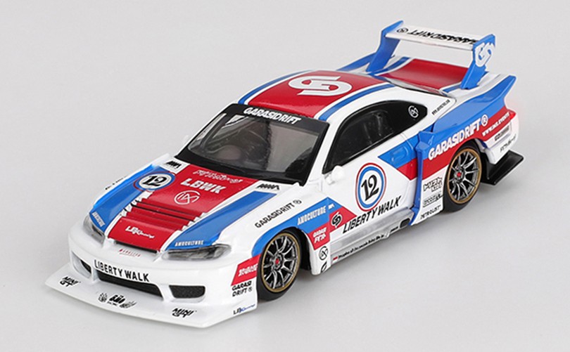 予約品　12月以降順次　ミニカー　MINI-GT　1/64　MGT01022-R　日産シルビア Nissan LB-Super Silhouette シルビア S15 GARASIDRIFT x LBWK 2025(右ハンドル）　840456304983