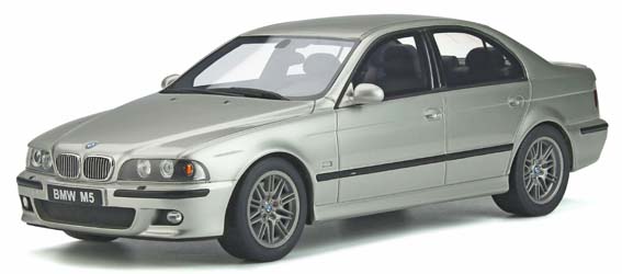 お取り寄せ予約品　4月頃　ミニカー  OttO mobile　レジンモデル（開閉機構なし） 1/18　OTM747B　BMW E39 M5 (シルバー) 世界限定 2,000個　4548565402953