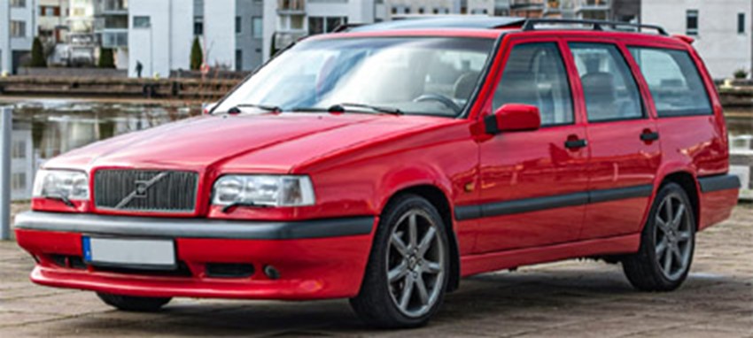 予約品　2026年7月頃　ミニカー　SOLIDO（ソリド）  ダイキャストモデル　1/43　S4310605　ボルボ 850R 1996 (レッド)　3663506046902