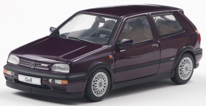 お取り寄せ予約品　2026年3月頃　ミニカー　SOLIDO（ソリド） ダイキャストモデル　1/43　S4316402　フォルクスワーゲン ゴルフ Mk.III VR6 1994 (パープル)　3663506028458