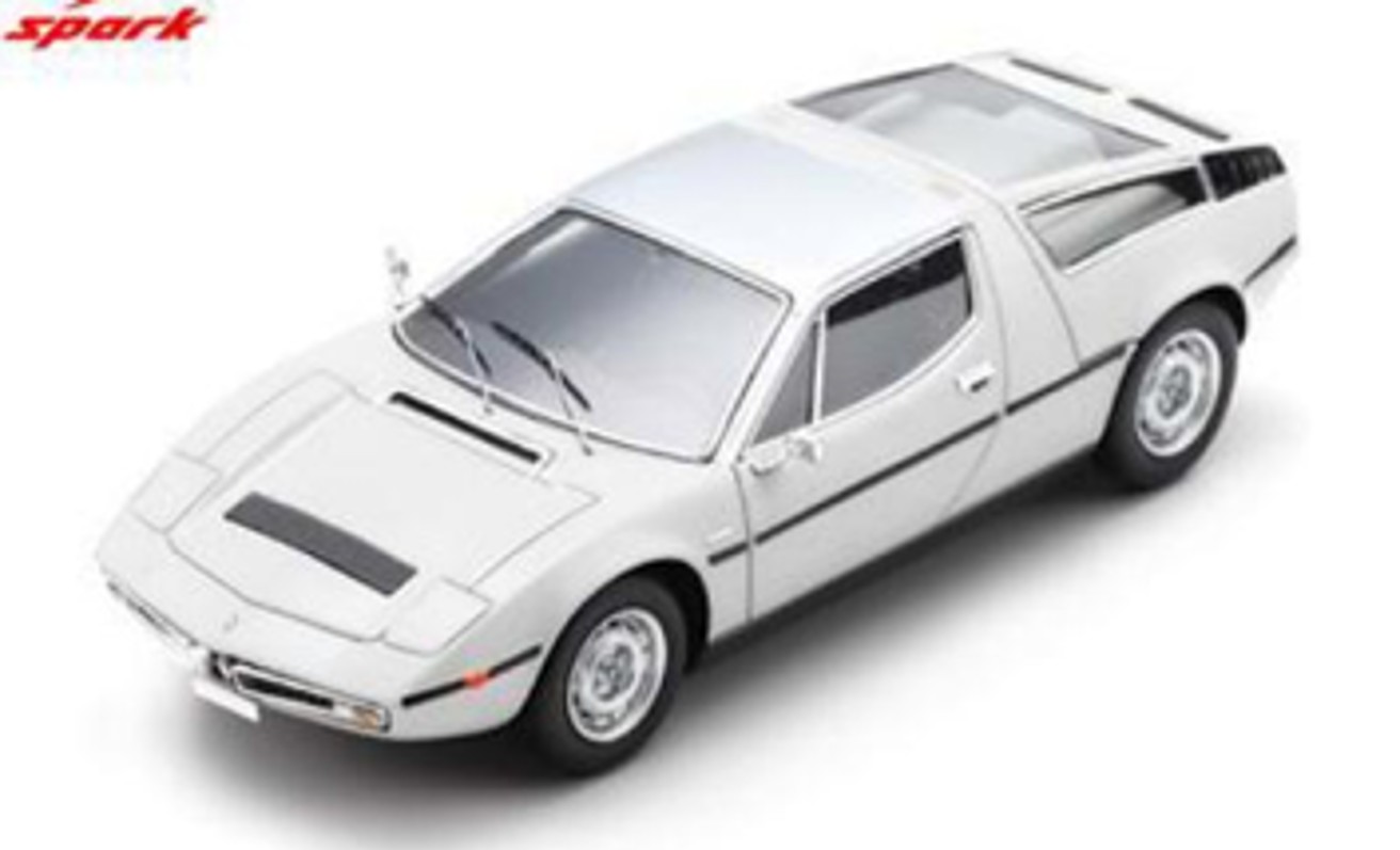 予約品　2027年3月頃　ミニカー　Spark　レジンモデル　1/43　S5425　Maserati Bora 1971  Silver　9580006954251