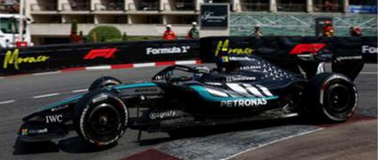 予約品　2027年1月頃　ミニカー　Spark　レジンモデル　1/43　S9340　Mercedes-AMG PETRONAS Formula One Team W17 No.12 優勝 Monaco GP 2026  Kimi Antonelli  with fugurine + number & pit board　9580006993403