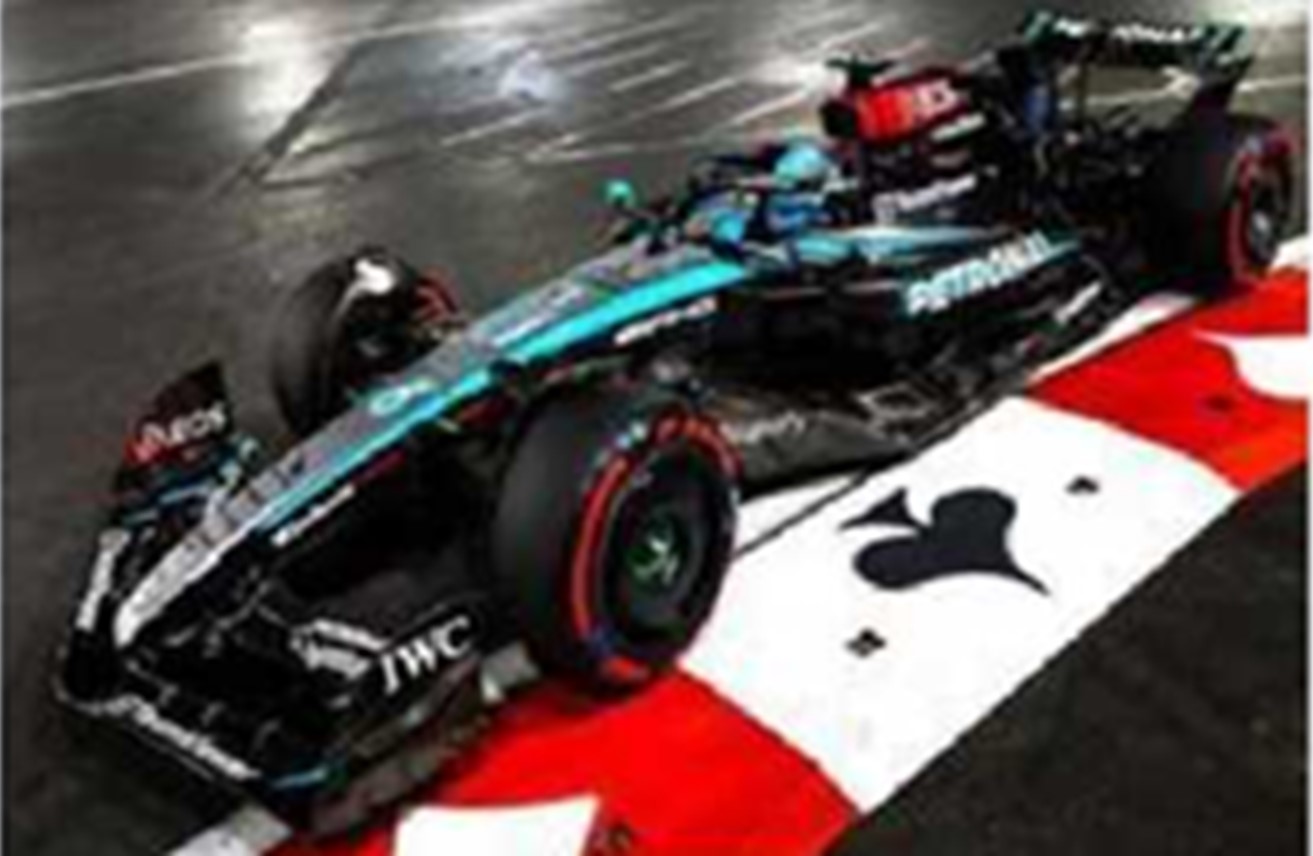 予約品　2025年4月頃　ミニカー　SPARK（スパーク）レジンモデル　1/43　S9545　Mercedes-AMG PETRONAS Formula One Team No.63 F1 W15 E Performance 優勝 Las Vegas GP 2024 George Russell　9580006995452