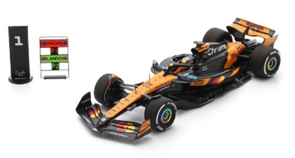予約品　8月頃　ミニカー　SPARK（スパーク）レジンモデル　1/43　S9580　McLaren No.81 McLaren Formula 1 Team 優勝 Chinese GP 2025 Oscar Piastri with  Pit Boad　9580006995803