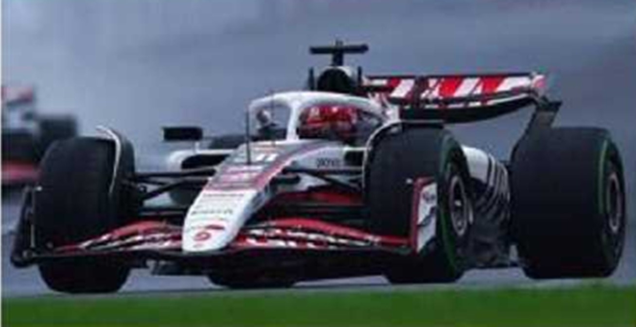 予約品　7月頃　ミニカー　SPARK（スパーク）レジンモデル　1/43　S9586　Haas No.31 MoneyGram Haas F1 Team 5th Chinese GP 2025 Esteban Ocon　9580006995865