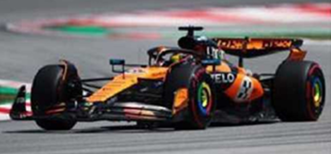 予約品　2026年2月頃　ミニカー　Spark（スパーク）レジンモデル　1/43　S9621　McLaren MCL39 No.81 McLaren Formula 1 Team 優勝 Spanish GP 2025 Oscar Piastri　9580006996213