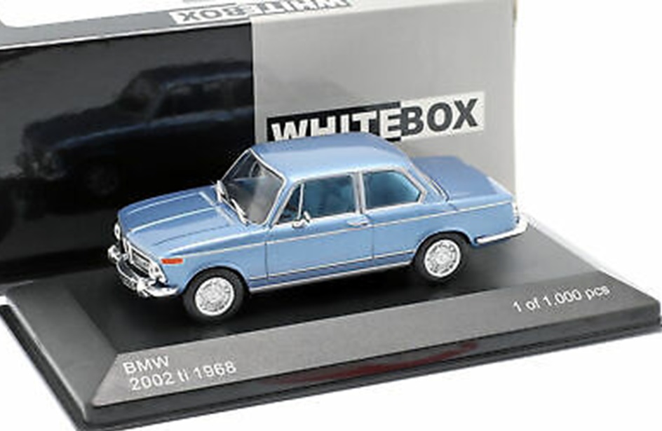 ミニカー　Whitebox（ホワイトボックス） 1/43　WB295　BMW 2002 ti 1968 メタリックブルー