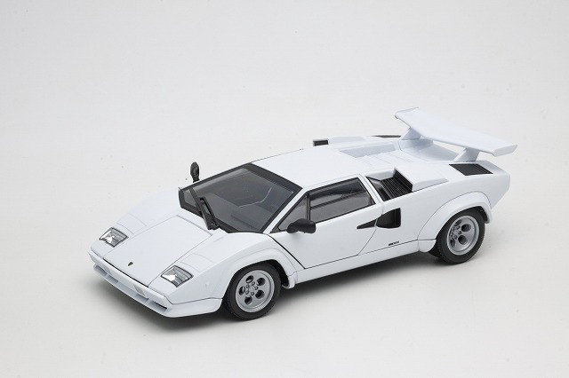 再発売　ミニカー　WELLY  ダイキャスト（開閉機構アリ）　1/24　WE24112W　ランボルギーニ カウンタック（ホワイト）　4548565438563