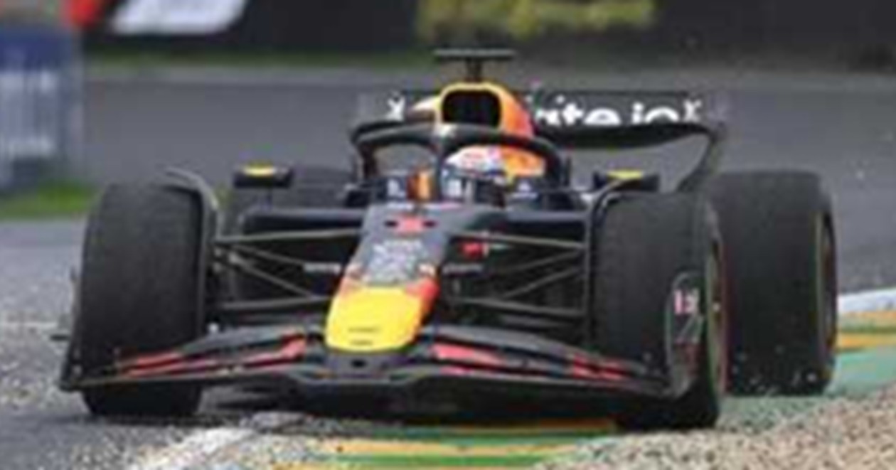 予約品　11月頃　ミニカー　SPARKY（スパーク） 1/64　Y424　Red Bull Racing RB21 No.1 Oracle Red Bull Racing 2位 Australian GP 2025 Max Verstappen　9580006134240