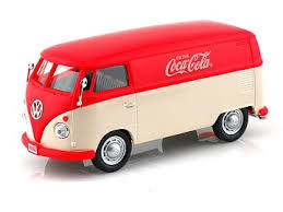 ミニカー　モーターシティークラシック　Motor City Classics　1/43  439827　1962 VW カーゴ バン レッド & クリーム　0687312398270
