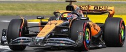 予約品　2024年３月頃　ミニカー　MINICHAMPS（ミニチャンプス） レジンモデル　1/43　537235481　マクラーレン F1 チーム MCL60 オスカー・ピアストリ イギリスGP 2023　4012138776173