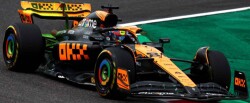 予約品　2024年3月頃　ミニカー　MINICHAMPS　レジンモデル　1/43　537236081　マクラーレン F1 チーム MCL60 オスカー・ピアストリ 日本GP 2023 3位入賞　4012138776951