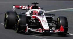 予約品　11月頃　ミニカー　SPARK（スパーク）　1/64　64S136　TGR Haas F1 Team VF-26 No.31 Australian GP 2026 Esteban Ocon　9580006361363