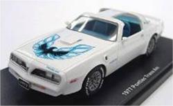 ミニカー　アメリカンマッスル　American Muscle　1/43 AWR1116  ポンティアック トランザム 1977 （ホワイト）　4548565227563