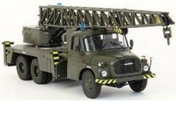 お取り寄せ品　順次取り寄せ　ミニカー　Premium ClassiXXs 1/43　PCS12878　Tatra T148 クレーントラック "ミリタリー"（カーキ）　4548565297450