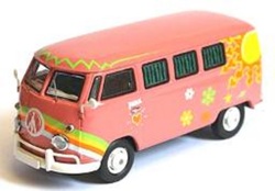 ミニカー　Premium ClassiXXs  1/43　PCS13851　VW T1 バス "Flower Power"（ピンク）　4548565288816