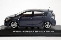ミニカー　MINICHAMPS 1/43 欧州トヨタ 特注モデル トヨタ ヴァーソ　２００９　グレ―