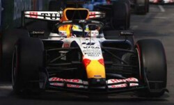 予約品　12月頃　ミニカー　Spark　レジンモデル　1/43　S9344　Visa Cash App Racing Bulls Formula One Team VCARB 03 No.41 6位 Monaco GP 2026  Arvid Lindblad with pit board　9580006993441