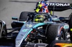 予約品　12月頃　ミニカー　SPARK（スパーク）レジンモデル　1/43　S9533　Mercedes-AMG PETRONAS Formula One Team No.44 F1 W15 E Performance 優勝 British GP 2024   Lewis Hamilton  (with British Flag)　9580006995339