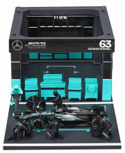 予約品　11月頃　ミニカー　BURAGO（ブラゴ） ダイキャストモデル　 1/43　BUR38458R　メルセデス-AMG ペトロナス F1チーム PIT PASS セット W16 No.63 G.ラッセル　4548565530076