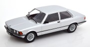 予約品　2026年6月以降　ミニカー　KK Scale　ダイキャスト製（開閉機構ナシ）　1/18　KKDC180653　BMW 323i E21 1978 シルバー（再生産）