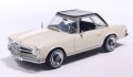 予約品　4月以降発売　ミニカー　IXO(イクソ)モデル　ダイキャストモデル　1/43　CLC617N　メルセデスベンツ 230SL (W113) 1964 ハードトップ クリーム　4907981695729