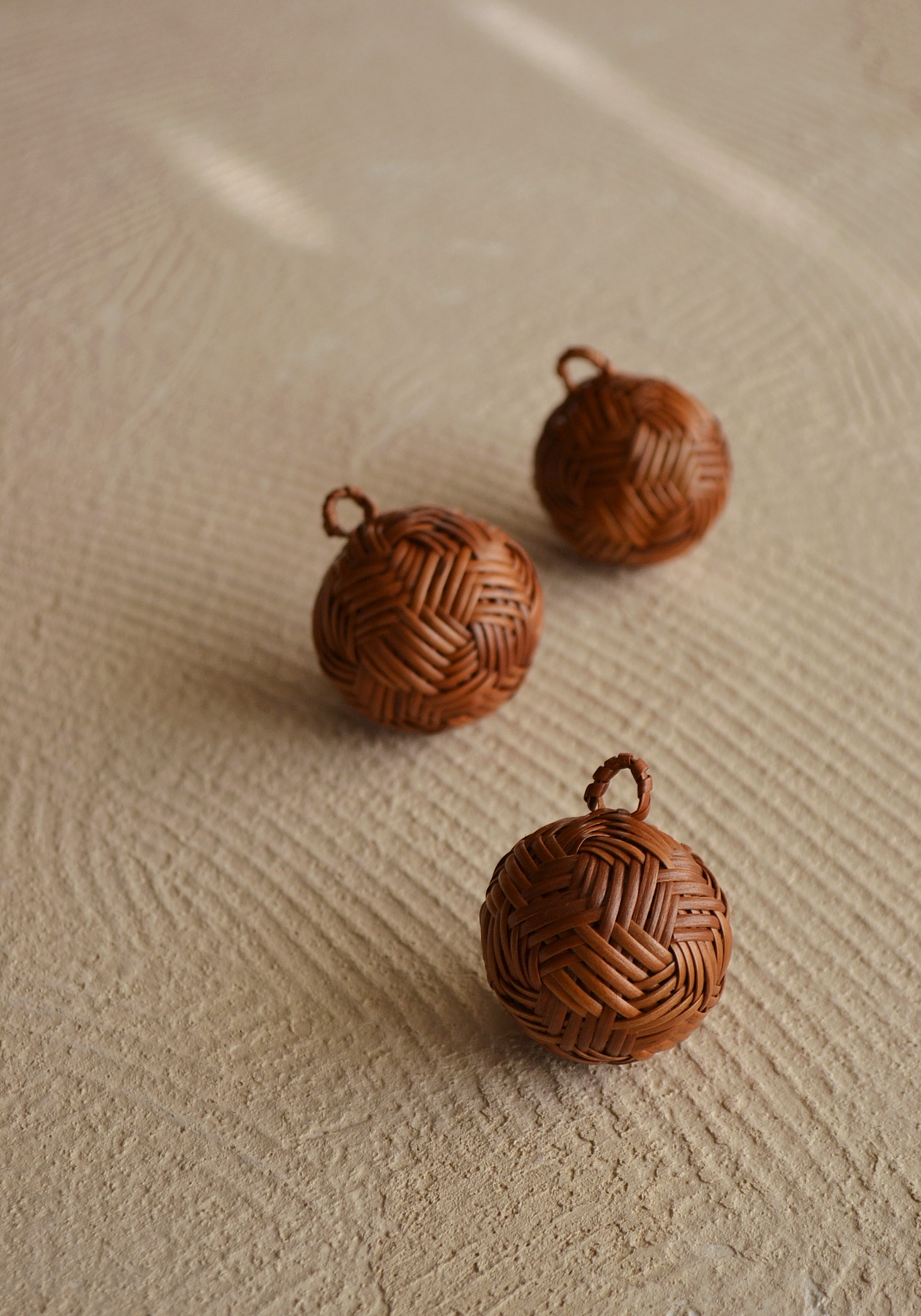 アタボール　オーナメント　アクセサリーパーツ　チャーム　一個