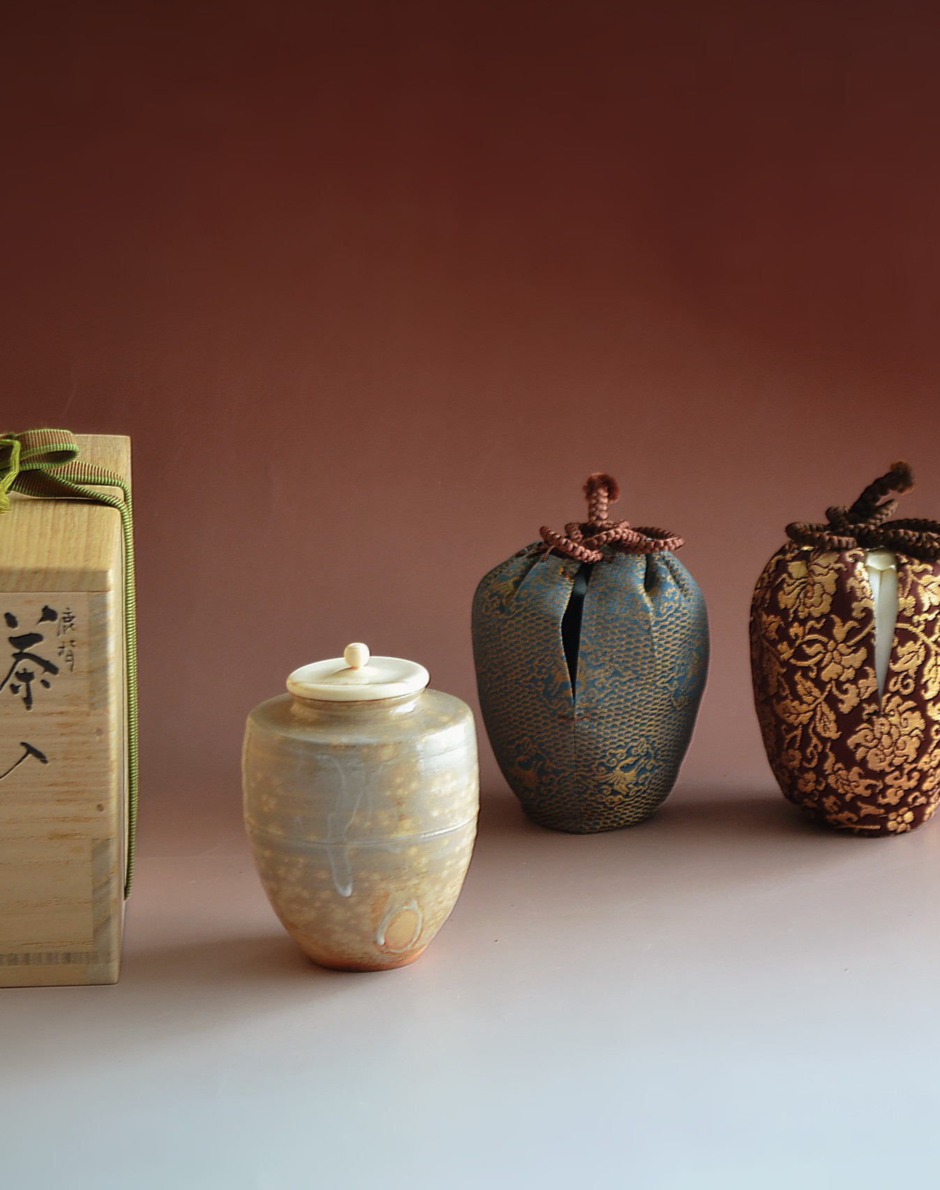 Antique Sam's Collection鹿背茶入れ 14代朝日豊斎 日本買取 朝日焼茶入 鵬雲斎箱 工芸品