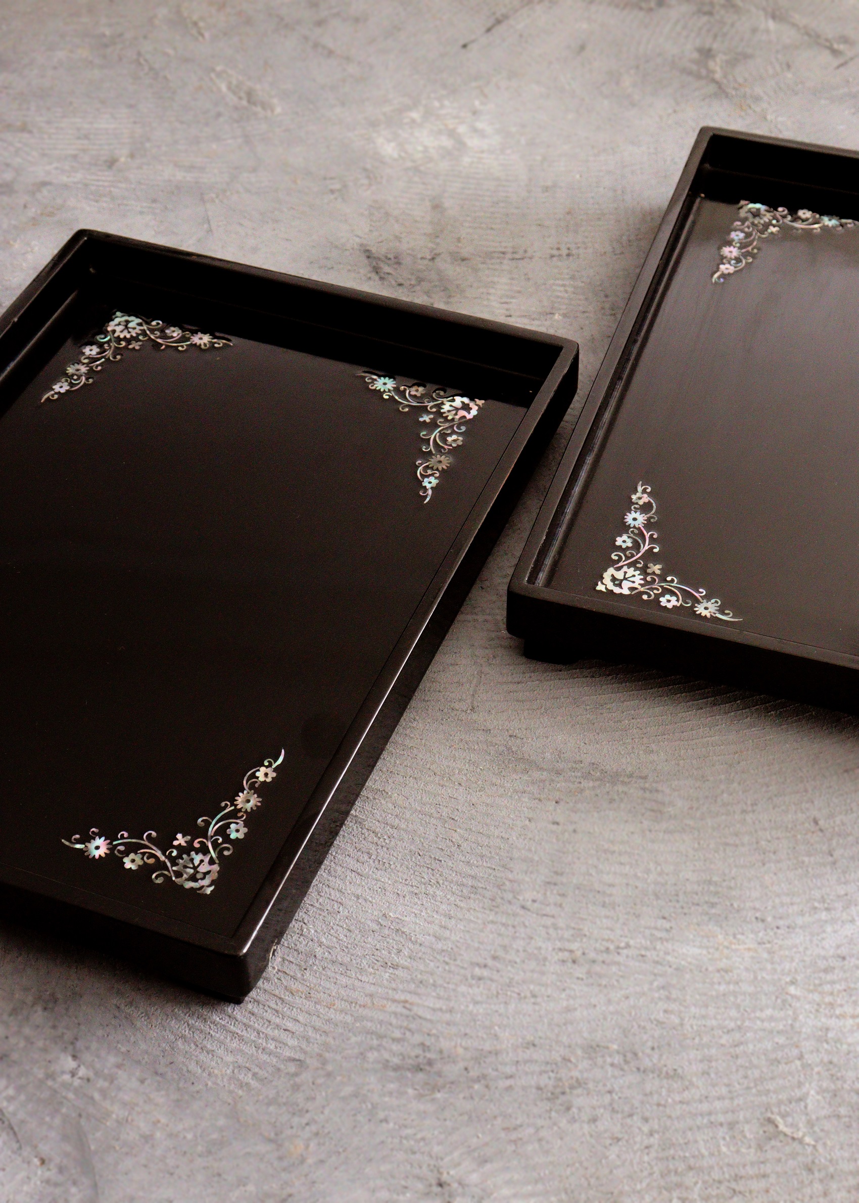 螺鈿細工の漆膳 飾り台 螺鈿 花台 古道具 お膳 茶台 韓国螺鈿