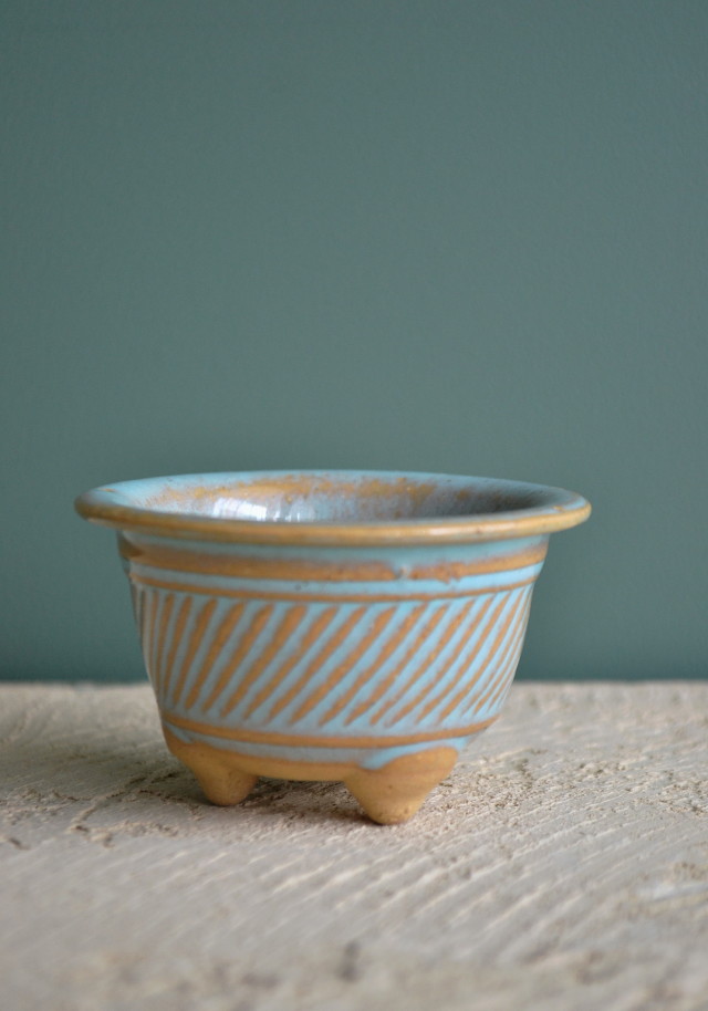 未使用蔵出し　小さな植木鉢　