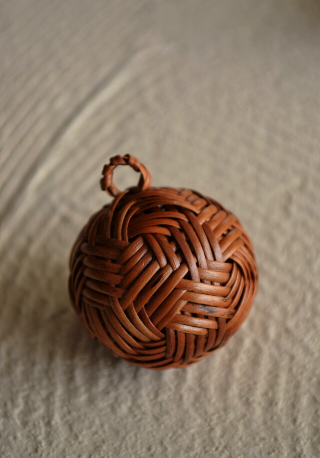 アタボール　オーナメント　アクセサリーパーツ　チャーム　一個