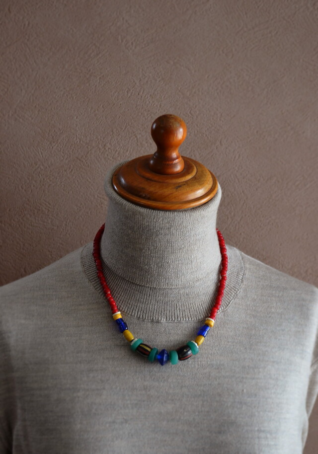 アンティークビーズネックレス　　蜻蛉玉　シェブロン