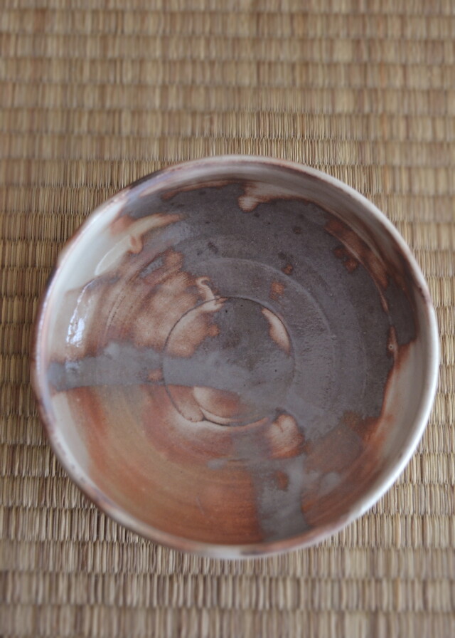 平安京泉作　白釉茶碗　粉引茶碗　平茶碗　茶道具　抹茶碗　白泥茶碗