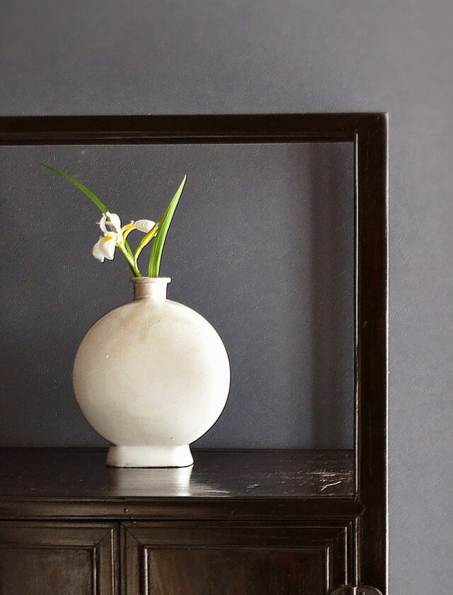 李朝 白磁 花瓶 花入 骨董 アンティーク 朝鮮 李朝 白磁花瓶 ｜ みんげ