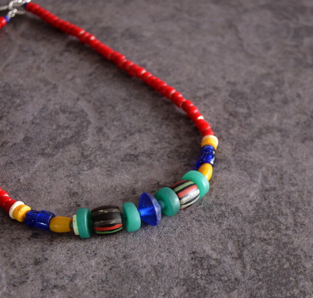 アンティークビーズネックレス　　蜻蛉玉　シェブロン