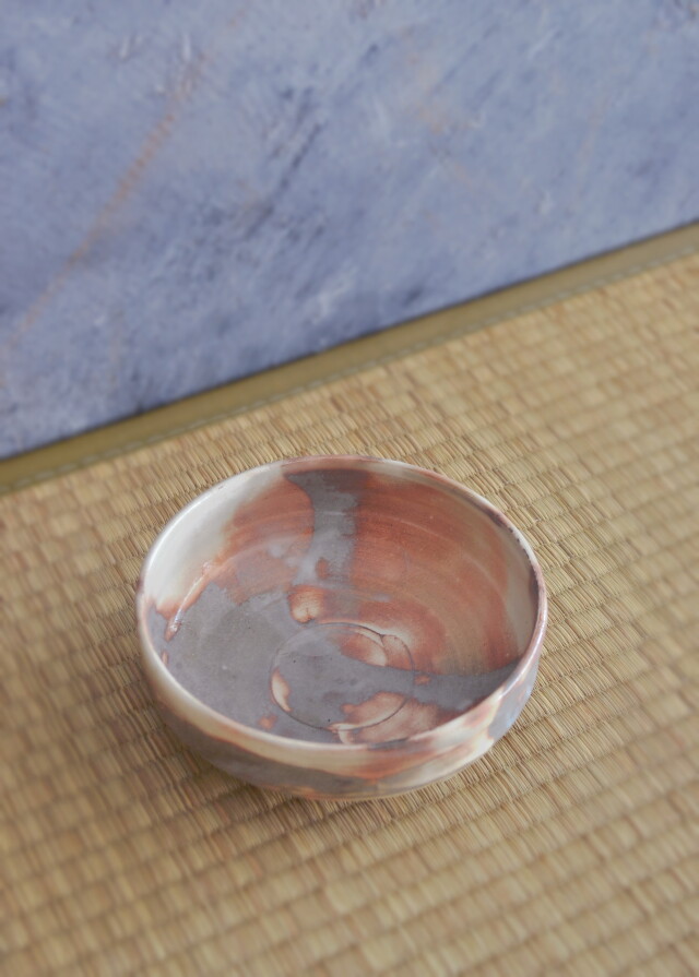 平安晴泉作　　粉引茶碗　白釉茶碗　平茶碗　茶道具　抹茶碗　白泥茶碗