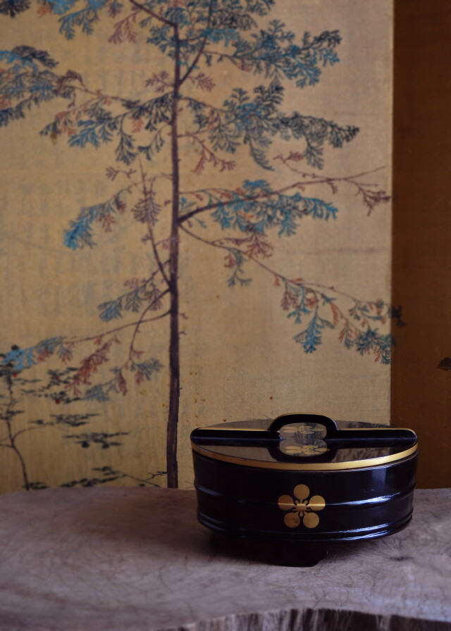 蒔絵漆器　水盥　蓋付盥　骨董　蒔絵　化粧盥　茶櫃　茶盤