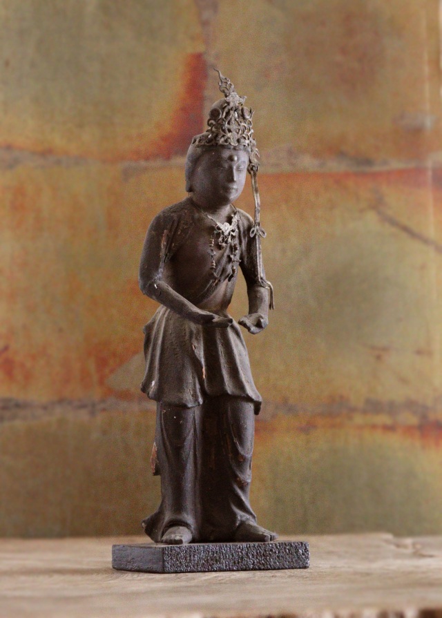 月光菩薩　小仏　仏教美術　木彫仏　 仏像  時代仏 　骨董　座像　仏教美術　古仏