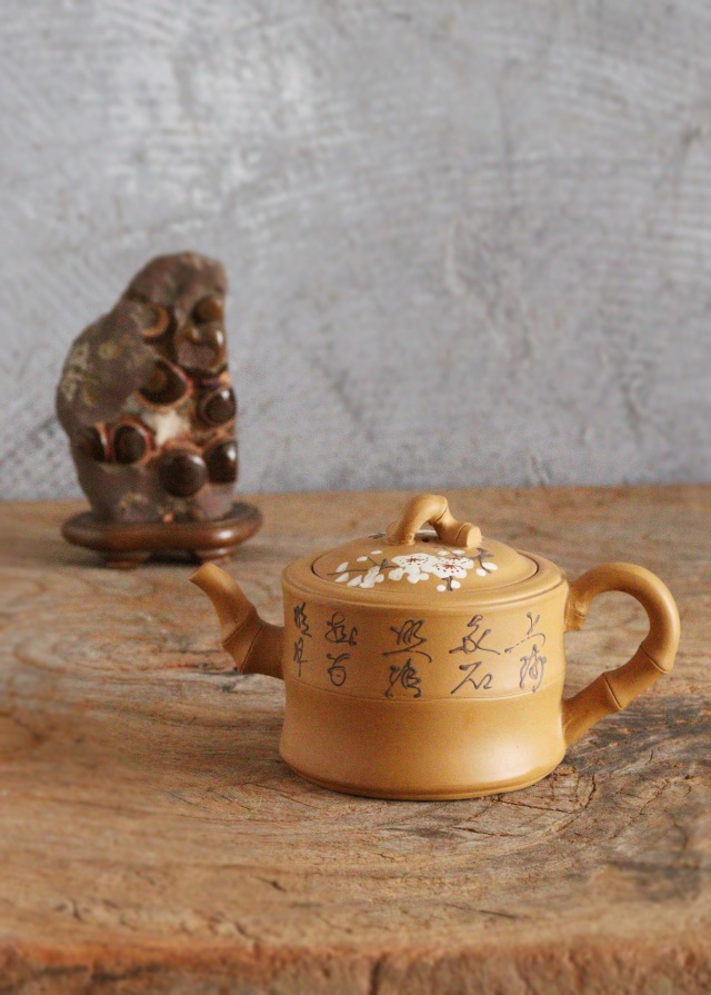 小急須　黄泥　紫砂　茶器　煎茶道具　中国茶　煎茶　煎茶器　急須　茶注　茶壷　竹節　梅図